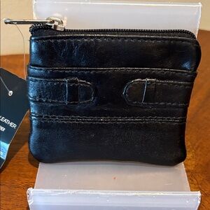 Wilsons Leather   Black Coin Purse / key ring  genuine leather smooth/front slip